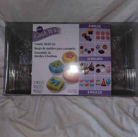 Wilton 2115-2102 Candy Mold - Picture 4 of 4